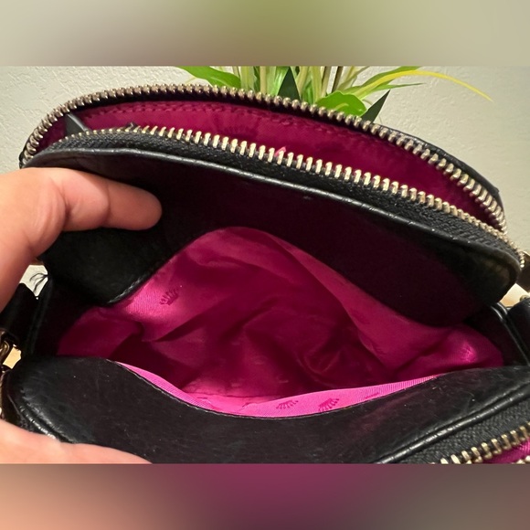 Juicy Couture Crossbody - Picture 4 of 14
